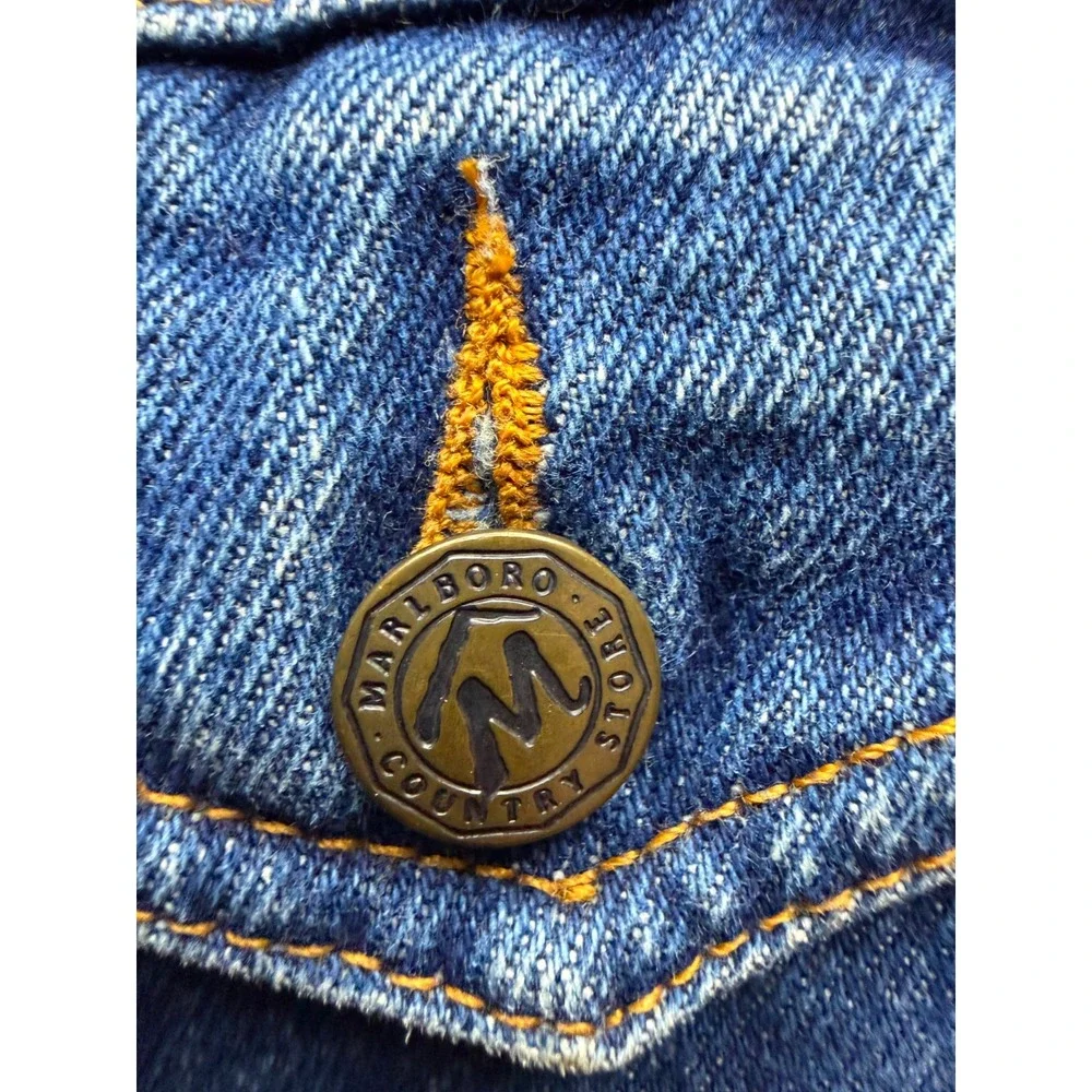 Vintage 1990s Marlboro Country Store Denim Trucker Jacket Blue Adult Size L